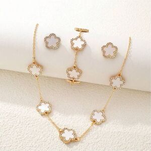 Clover Jewelry Set